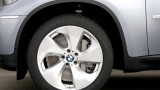 OFICIAL: BMW si-a prezentat primii hibrizi13518