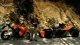 VIDEO: Fifth Gear confrunta bolidul KTM cu o motocicleta KTM13200