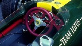 Lotus revine in Formula 111817