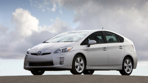 Toyota tine cu greu pasul cu cererea pentru Prius11752