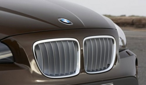 BMW publica primele teasere cu X111715