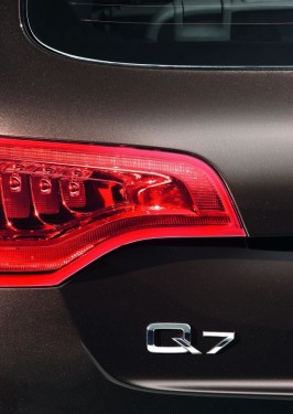 OFICIAL: Noul Audi Q7!9455