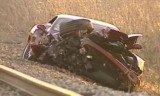 VIDEO: Un Ferrari facut zob de un tren8592