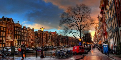 Amsterdam va fi primul oras doar cu vehicule electrice8046