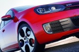 Volkswagen lanseaza noul Golf VI GTI!7926