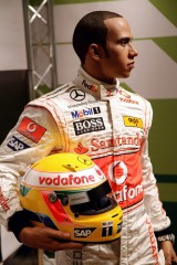 Lewis Hamilton ajunge statuie7815