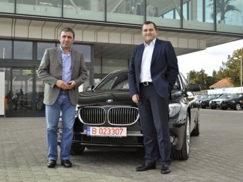Hagi a primit noul BMW 750 Li7630