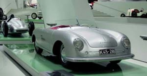 O vizita la Muzeul Porsche. Doritori ?5467