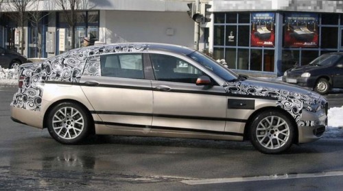 BMW Seria 5 GT - noi imagini spion!5453