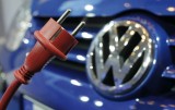 Voltii VW : 2011 Volkswagen Golf Twin Drive2398