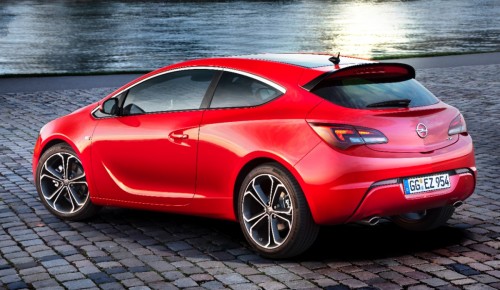 Noul Opel Astra BiTurbo