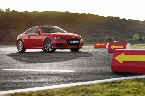 Audi TT este “best networked car”