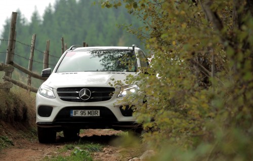 PRIM CONTACT: Noile SUV-uri Mercedes-Benz