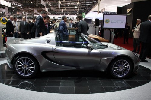 Lotus ar putea ramane si fara motoarele furnizate de Toyota45635