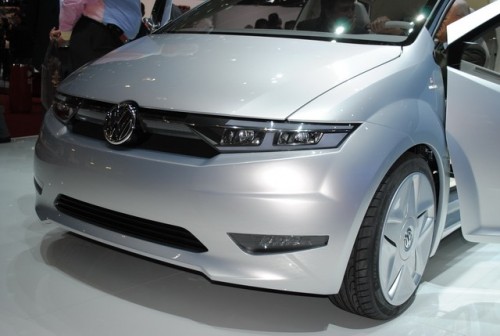 GENEVA LIVE: Italdesign Giugiaro prezinta noile concepte Volkswagen Go! si Tex42323