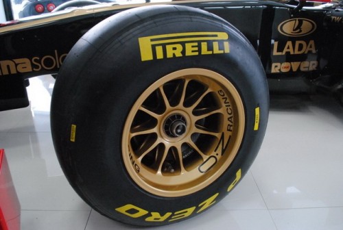 Nigel Mansell a inaugurat primul show-room Lotus din Romania41955
