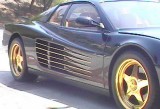 Cine doreste un Ferrari Testarossa placat cu aur?40902
