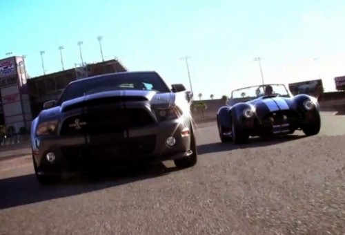 VIDEO: Shelby Cobra vs Ford Mustang Super Snake40758