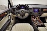 Volkswagen Touareg Gold Edition, SUV-ul de 24 de karate40288