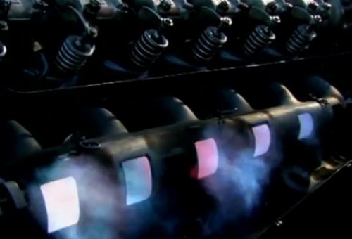 VIDEO: Iata cum suna un motor cu 12 cilindri de 47 de litri!39417