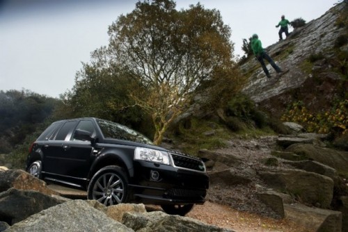 Land Rover lanseaza o editie limitata a modelului Freelander37350