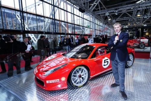 Noul Ferrari 458 Challenge debuteaza la Bologna37323