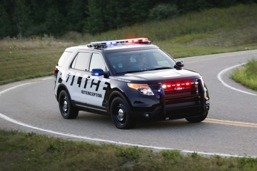 Ford Police Interceptor isi surclaseaza competitorii36650