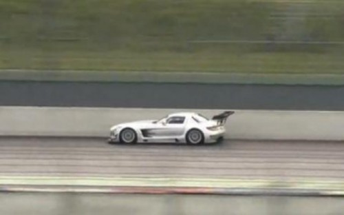 VIDEO: Mercedes SLS AMG GT3 se dezlantuie34162