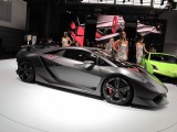PARIS LIVE: Standul Lamborghini32239