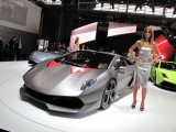 PARIS LIVE: Standul Lamborghini32248