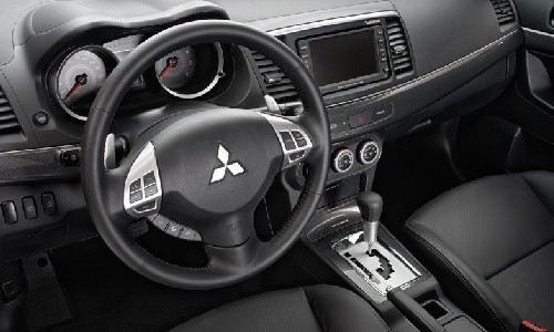 Mitsubishi Lancer Sportback Hatchback 2010