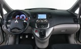 Mitsubishi Grandis Monovolum 2010