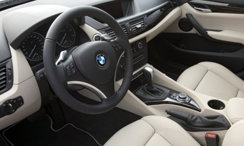 BMW X1 SUV 2010