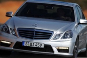 ZVON: Mercedes pregateste un E65 AMG de 600 CP