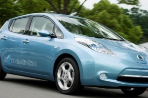 Nissan va face profit cu modelul electric Leaf