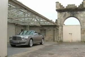 VIDEO: Bentley Mulsanne, filmat in Scotia
