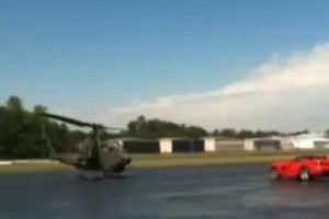 VIDEO: Dodge Viper se intrece cu un elicopter Cobra