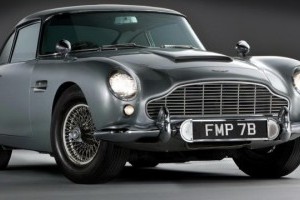 Originalul Aston Martin DB5 din James Bond, scos la licitatie