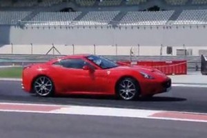 VIDEO: Drift-uri cu Ferrari California
