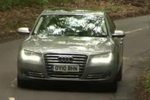 VIDEO: Audi A8, test de 90 de secunde