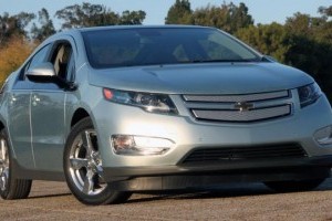 Primii 4.400 clienti ai lui Chevrolet Volt vor primi statii de reincarcare la domiciliu