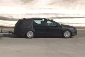 VIDEO: Noul Volkswagen Passat spionat