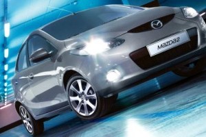 Mazda lanseaza editiile aniversare Mazda2 si Mazda3