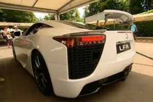 VIDEO: Supercar-ul Lexus LFA la Goodwood