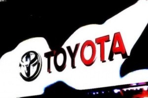 Cresterea din Asia si revenirea din SUA aduce Toyota pe profit