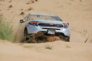 VIDEO: Noul Ford Explorer prin nisipurile din Dubai