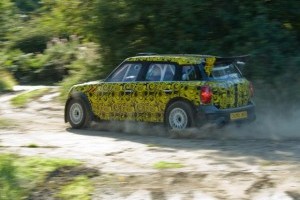 MINI Countryman trece testele pentru WRC