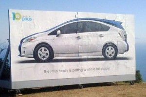 Prima imagine cu Toyota Prius minivan