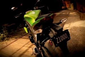 VIDEO: Kawasaki promoveaza infricosatorul Z1000