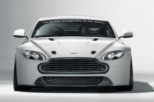Aston Martin prezinta noul Vantage GT4